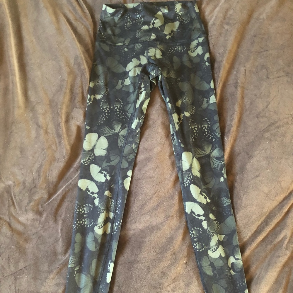 Lululemon Size 8 Wunder Under